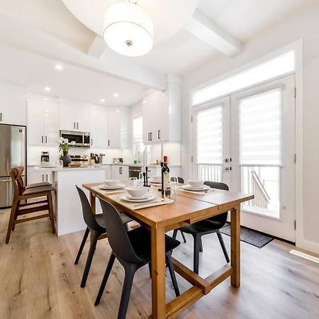 Modern Nordic Escape, 3Br Near Wem & Dt, Aircon & Fireplace, Wifi, Sleeps 6! Edmonton Zewnętrze zdjęcie