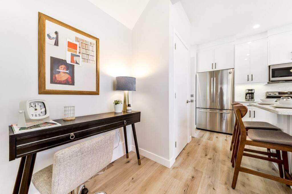 Modern Nordic Escape, 3Br Near Wem & Dt, Aircon & Fireplace, Wifi, Sleeps 6! Edmonton Zewnętrze zdjęcie