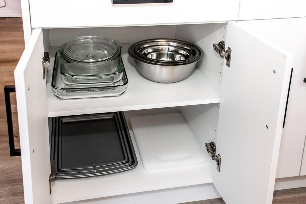 Modern Nordic Escape, 3Br Near Wem & Dt, Aircon & Fireplace, Wifi, Sleeps 6! Edmonton Zewnętrze zdjęcie