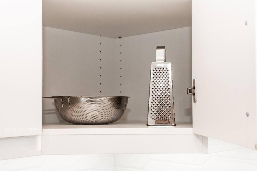 Modern Nordic Escape, 3Br Near Wem & Dt, Aircon & Fireplace, Wifi, Sleeps 6! Edmonton Zewnętrze zdjęcie
